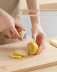 Multifunctional peeling knife