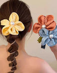 Ponytail Pearl Scrunchie