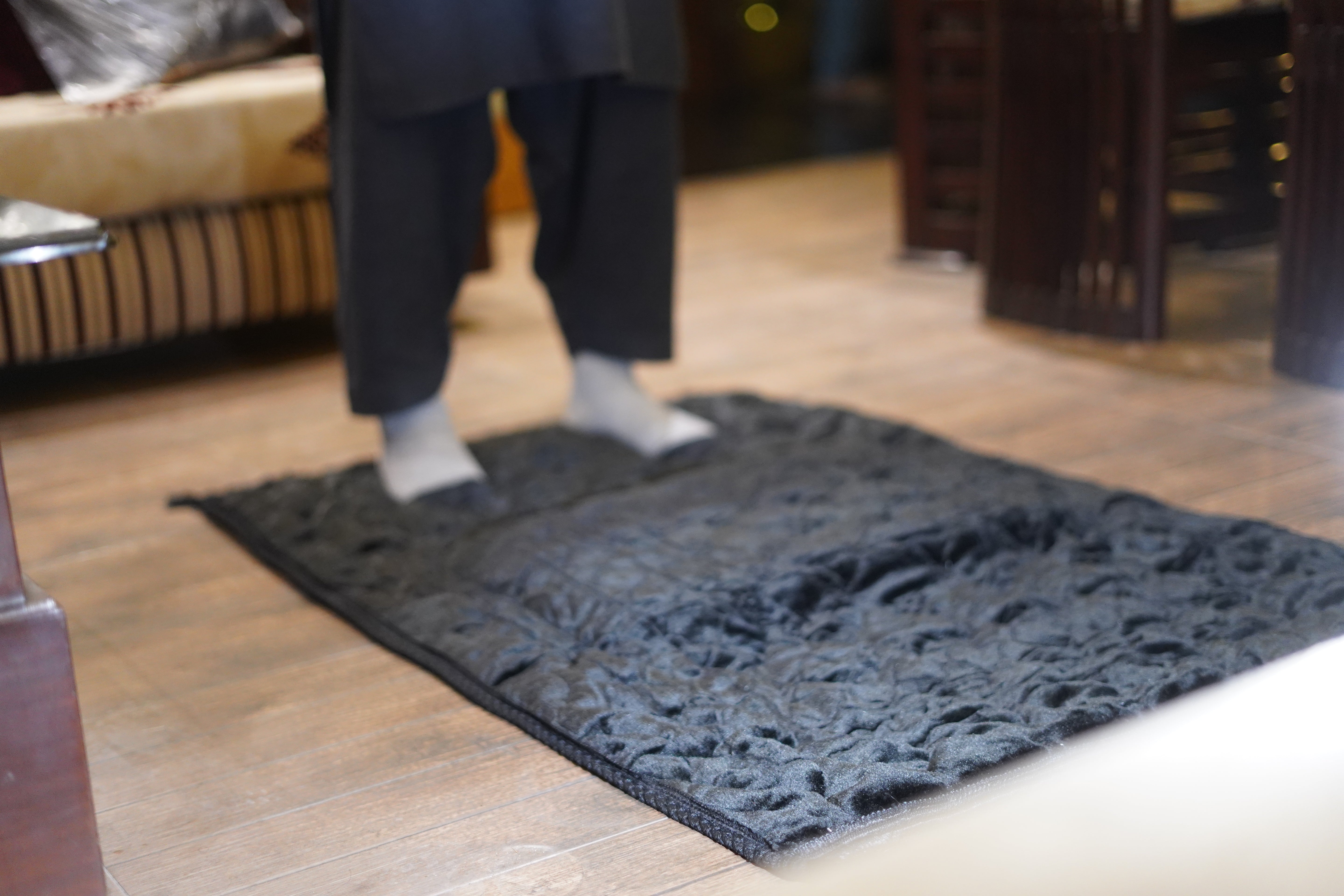 Ergonomic prayer mat