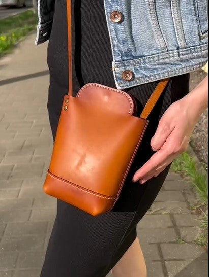 Handmade Leather Crossbody Classic Sling Bag