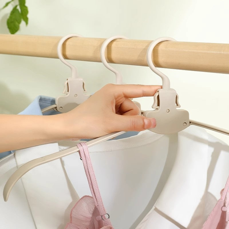 non-slip folding seamless hanger