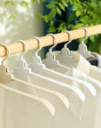 non-slip folding seamless hanger